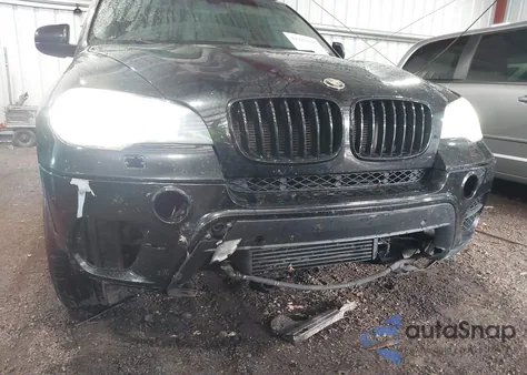 2011 BMW X5 xDrive35D из США, поврежденный, VIN 5UXZW0C54BL369201